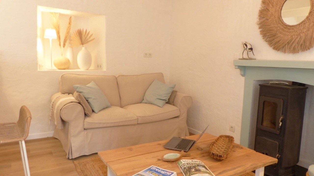 Photo of Livingroom in Port de St Goustan