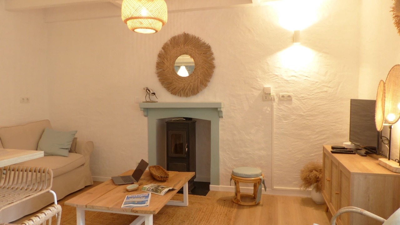 Photo of Livingroom in Port de St Goustan