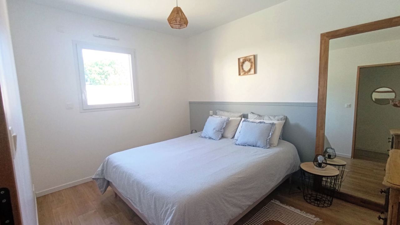 Photo of Bedroom in Pipriac