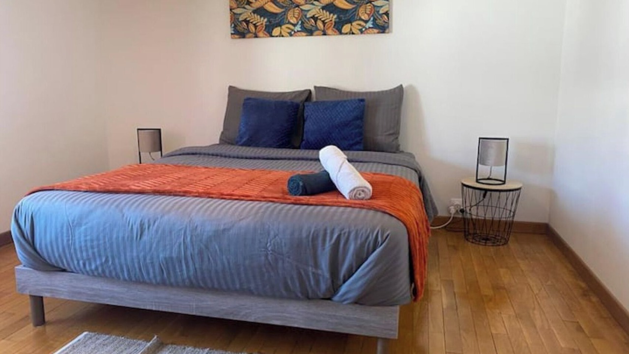 Photo of Bedroom in Flore