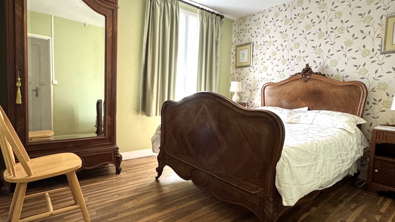 Photo of Bedroom in Juvigny-sous-Andaine
