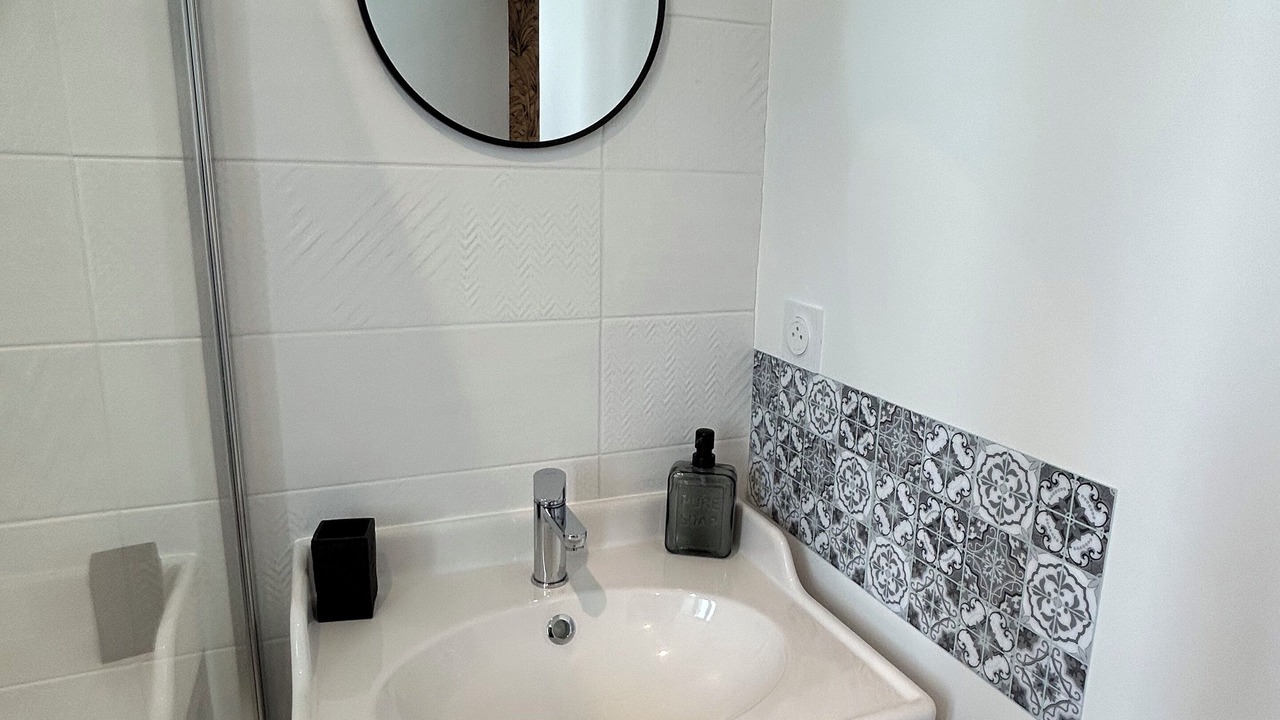 Photo of Bathroom in Carquebut