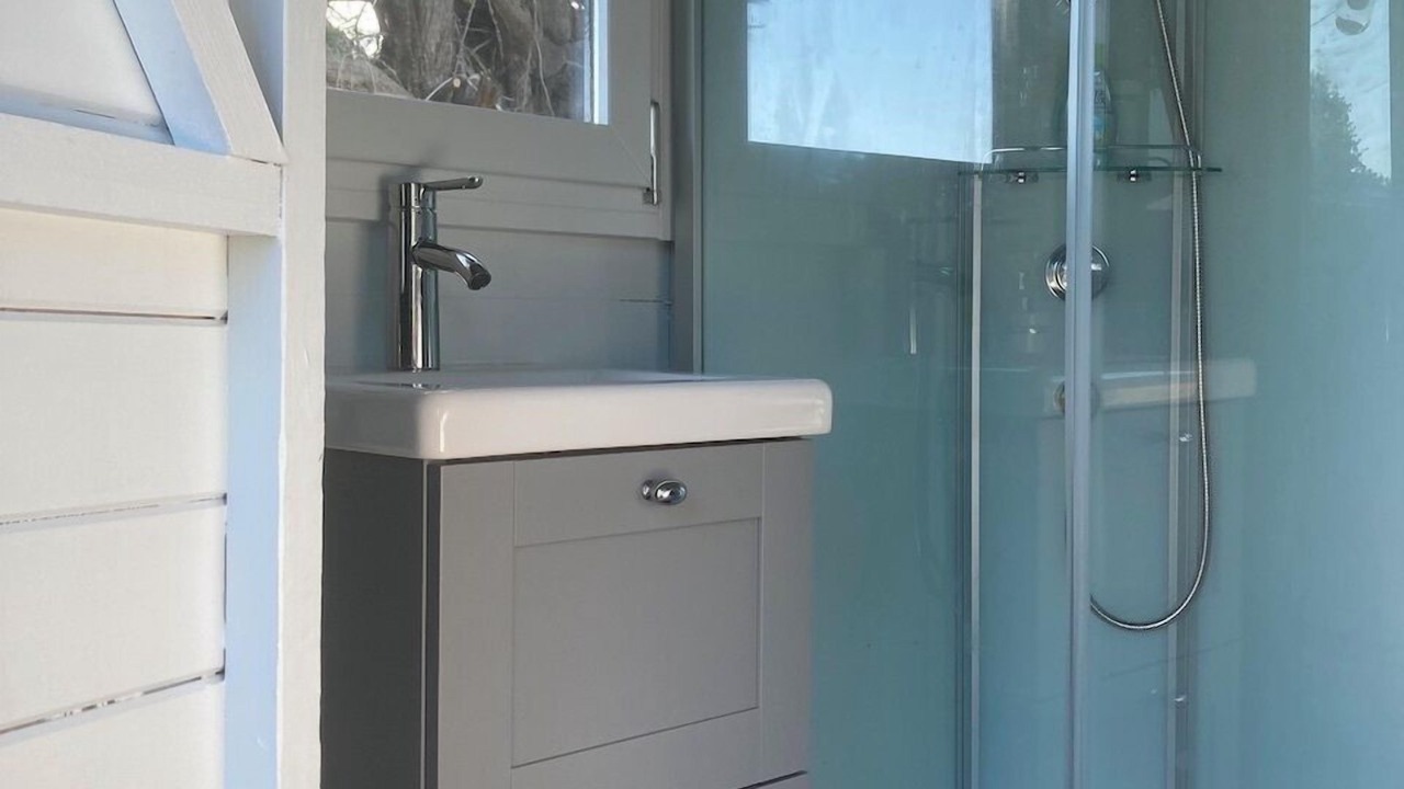 Photo of Bathroom in Dragey-Ronthon