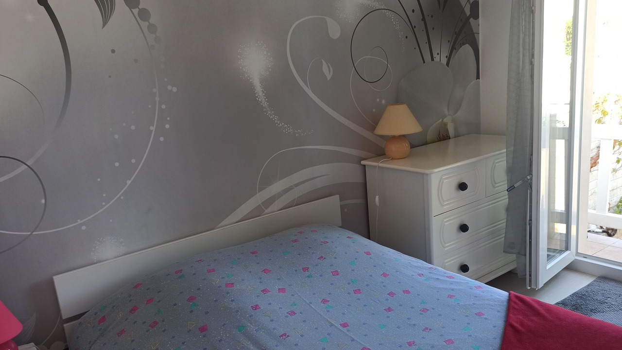 Photo of Bedroom in Le Mesnil-Saint-Denis