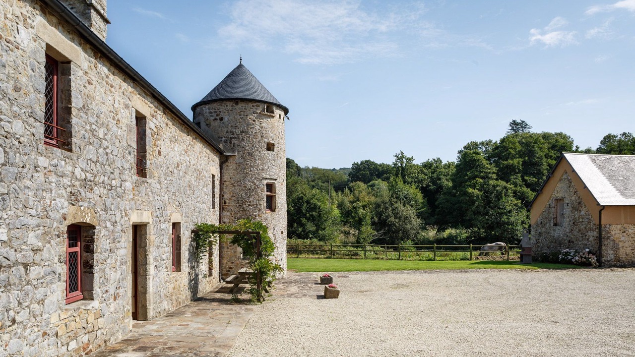 Photo of Outdoor in Doville