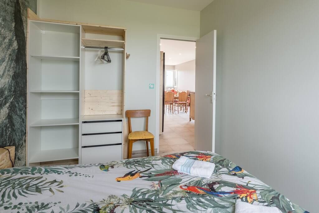 Photo of Bedroom in Saint-Come-de-Fresne