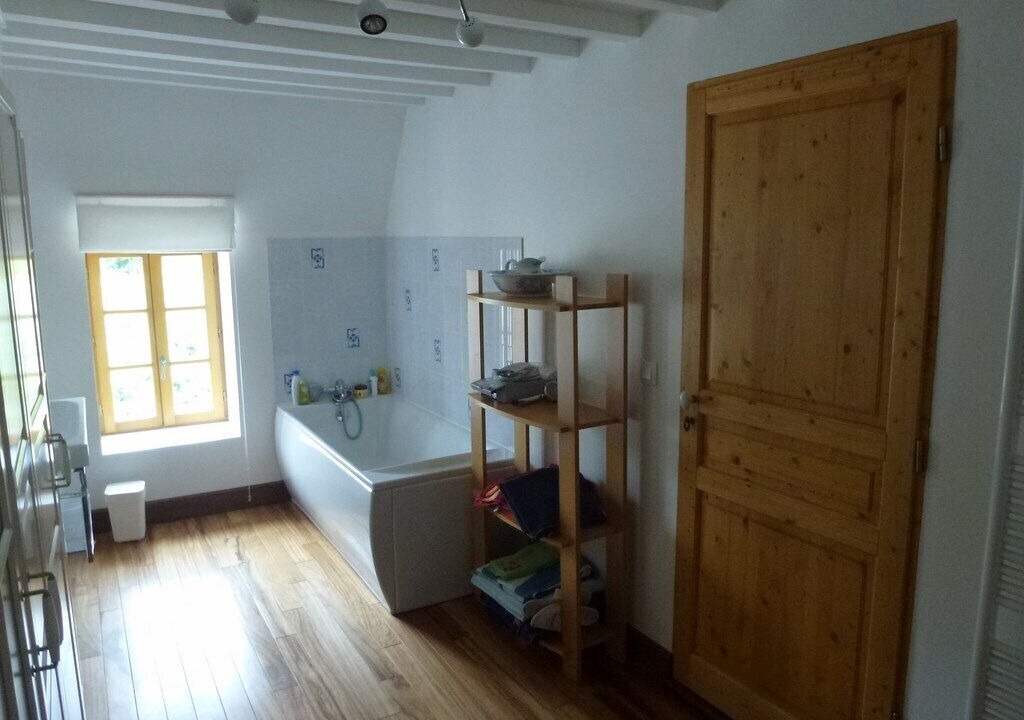 Photo of Bathroom in Castilly