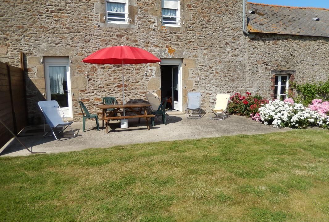Photo of Outdoor in Chateau-Malo