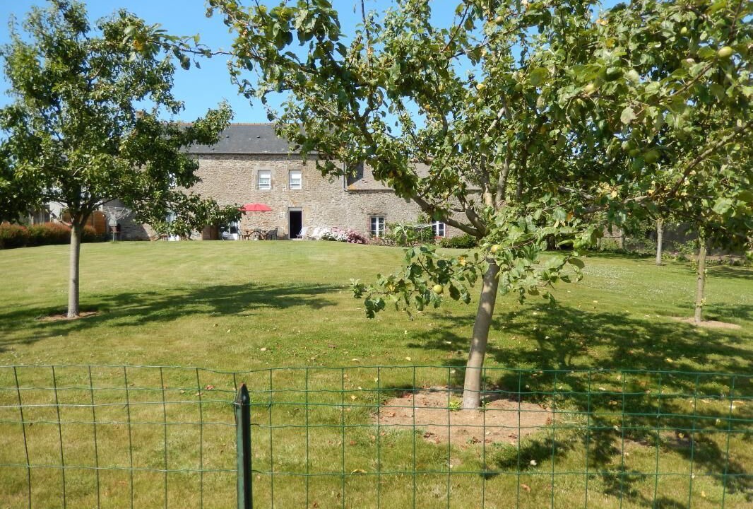 Photo of Outdoor in Chateau-Malo