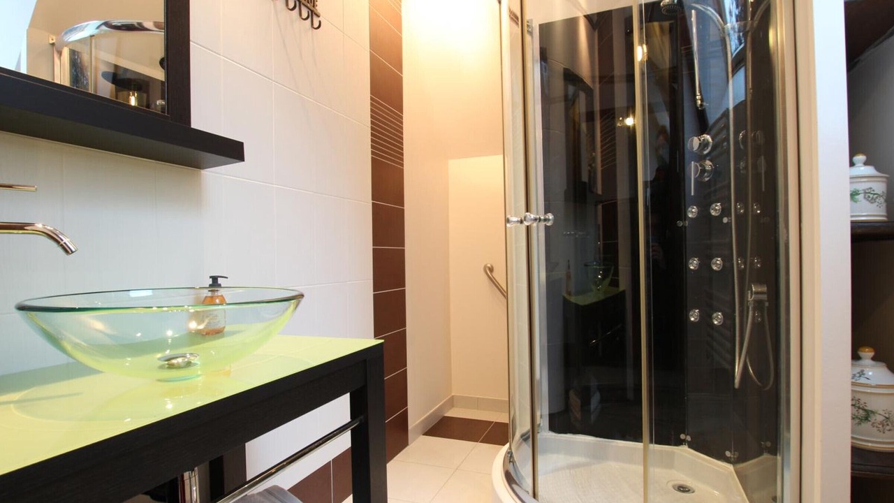 Photo of Bathroom in Villedieu-les-Poeles