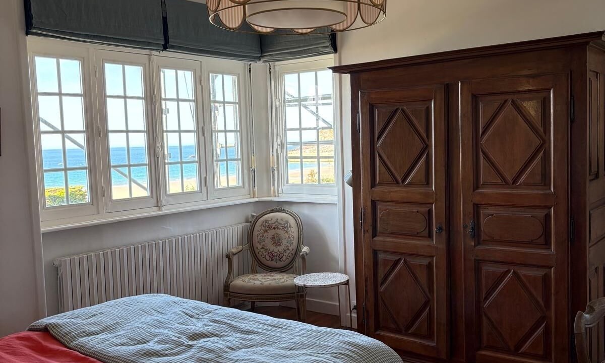 Photo of Bedroom in Sables-d'Or-les-Pins