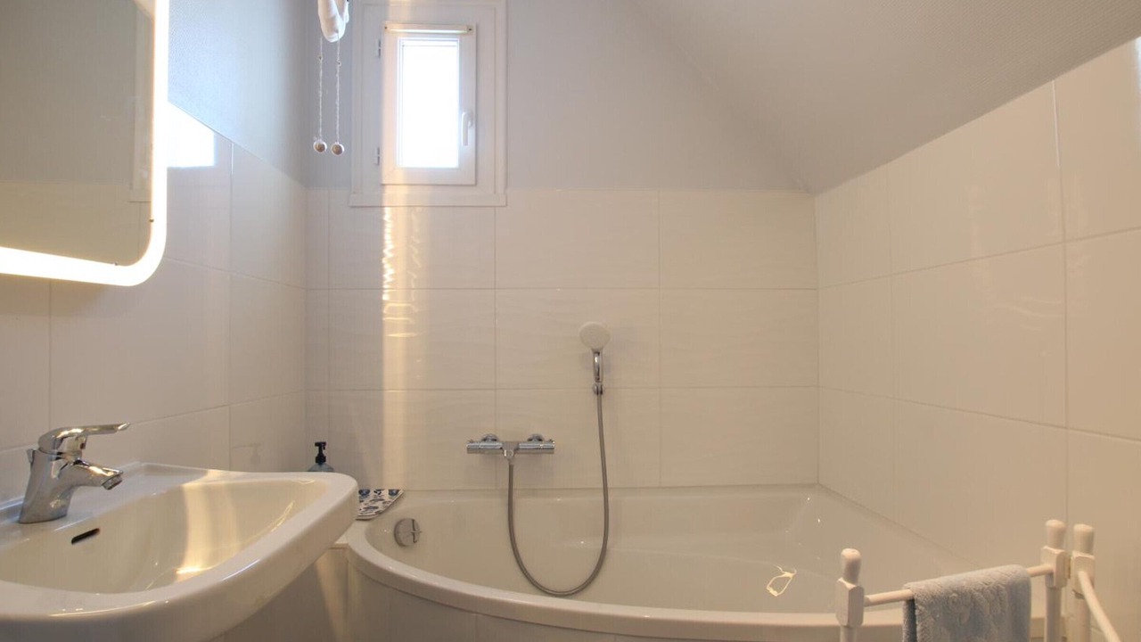 Photo of Bathroom in Yquelon