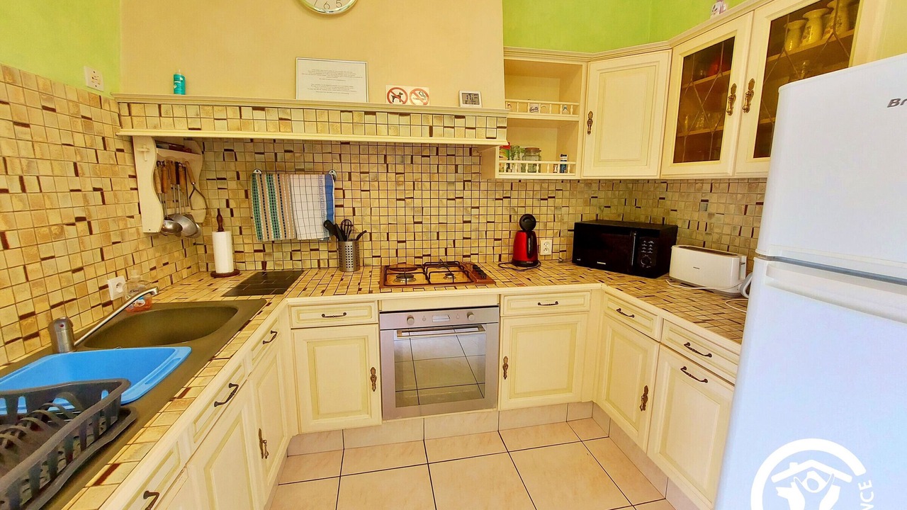 Photo of Kitchen in Renaze