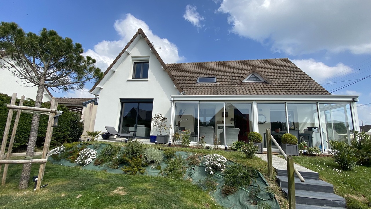 Photo of Outdoor in Saint-Martin de Brehal