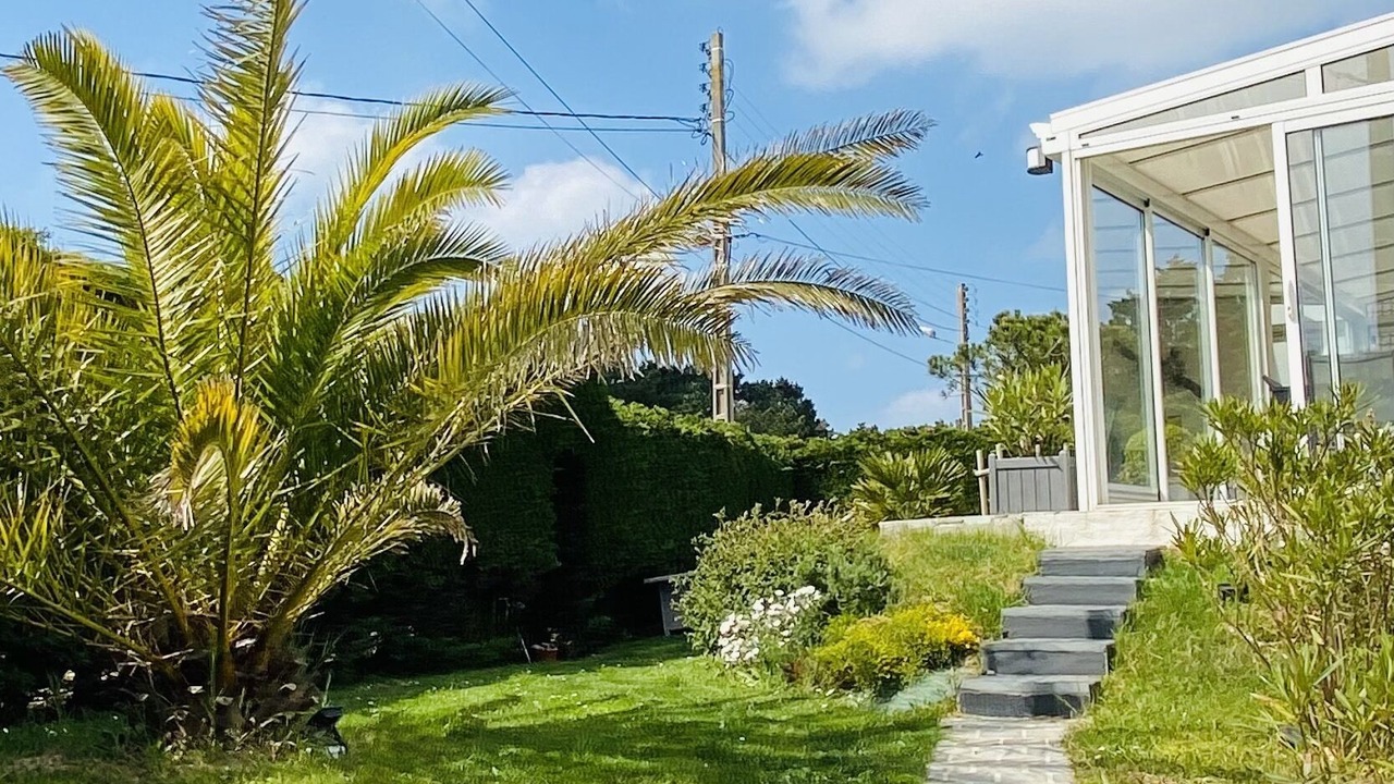 Photo of Outdoor in Saint-Martin de Brehal