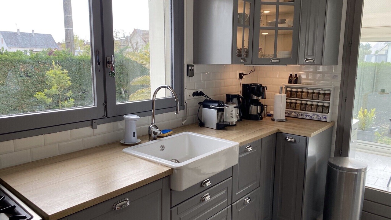 Photo of Kitchen in Saint-Martin de Brehal