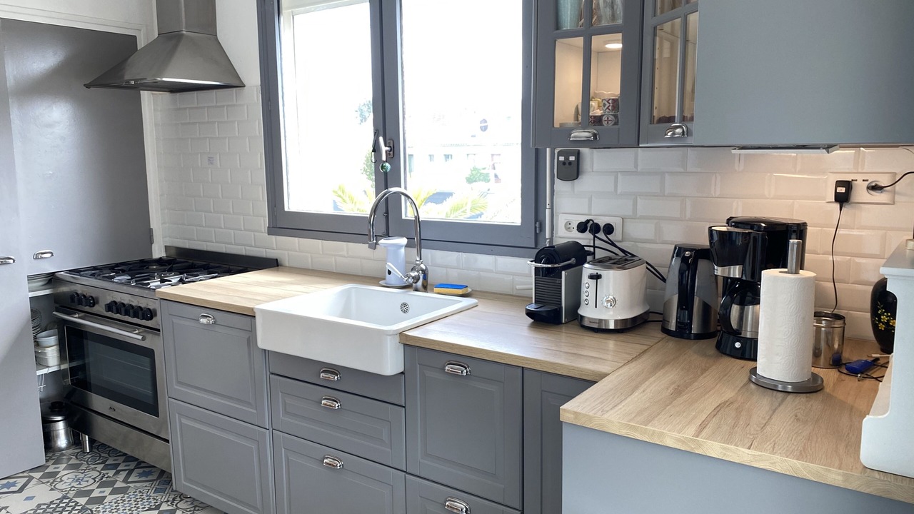 Photo of Kitchen in Saint-Martin de Brehal