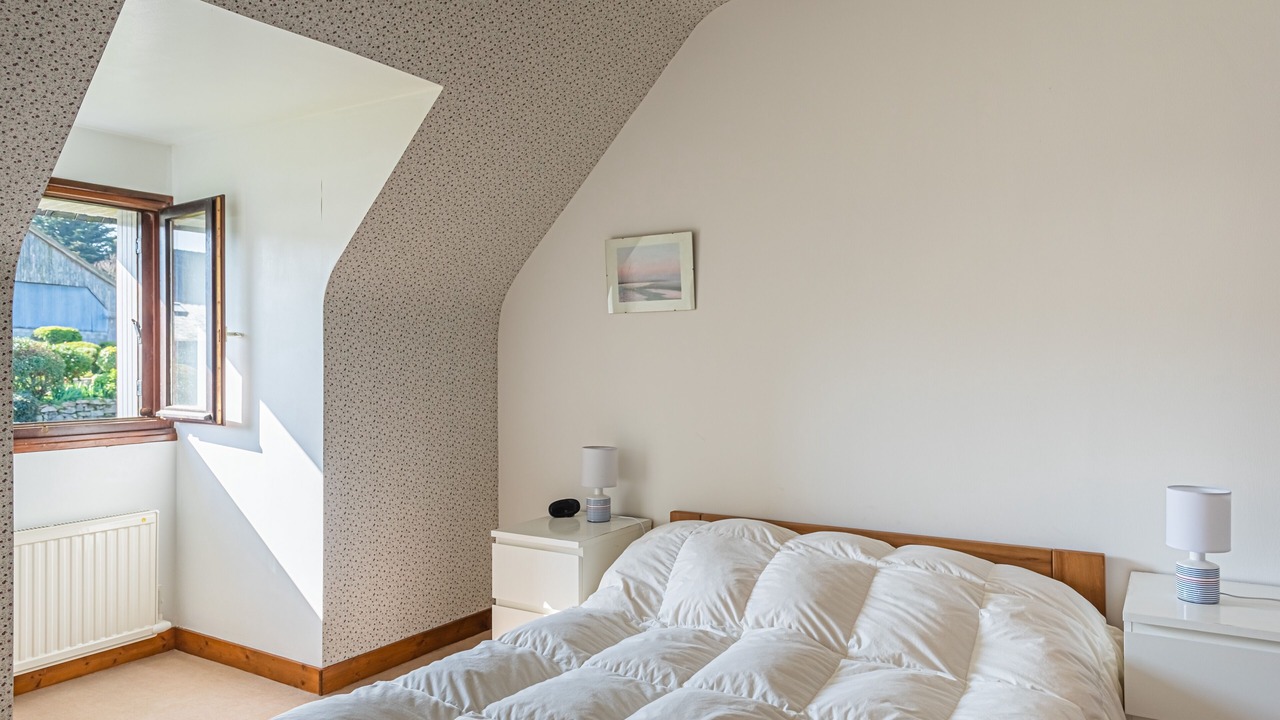 Photo of Bedroom in Tregunc