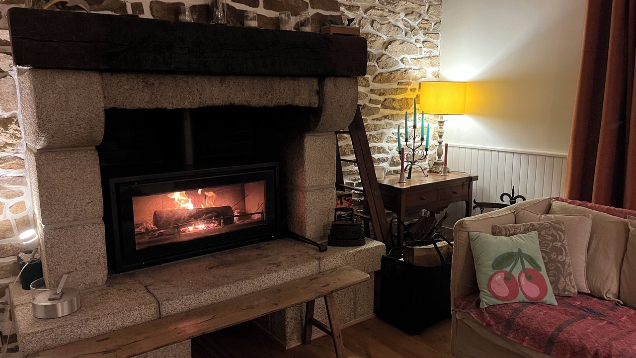 Photo of Livingroom in Ploneour-Lanvern