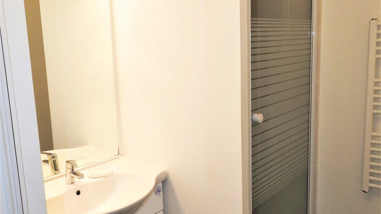 Photo of Bathroom in Pleherel-Plage-Vieux-Bourg