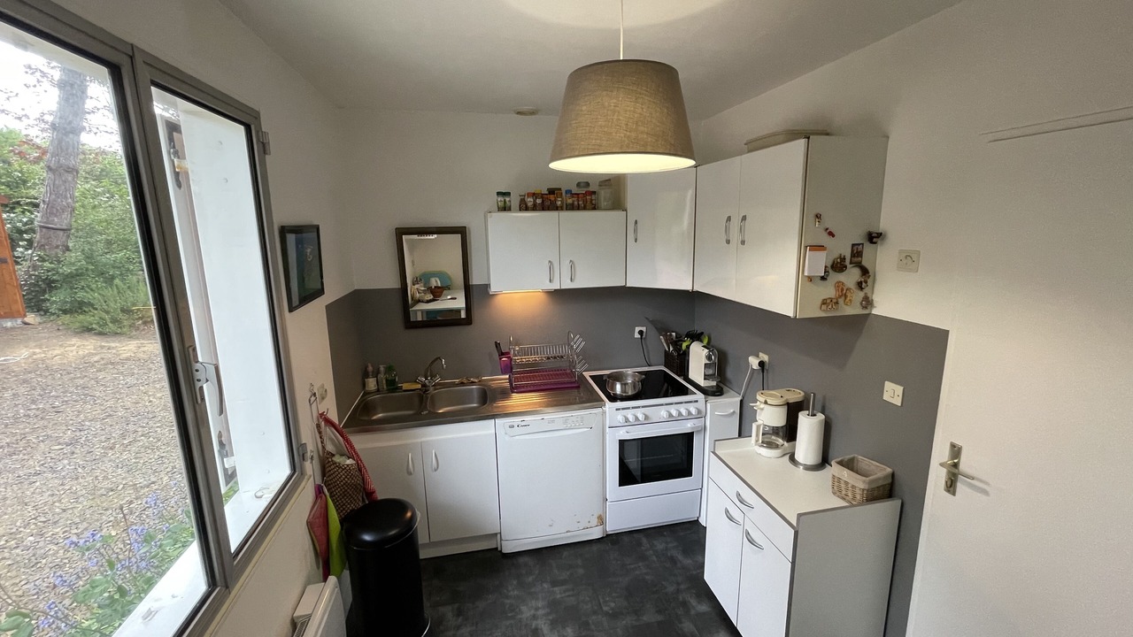 Photo of Kitchen in Saint-Pair-sur-Mer