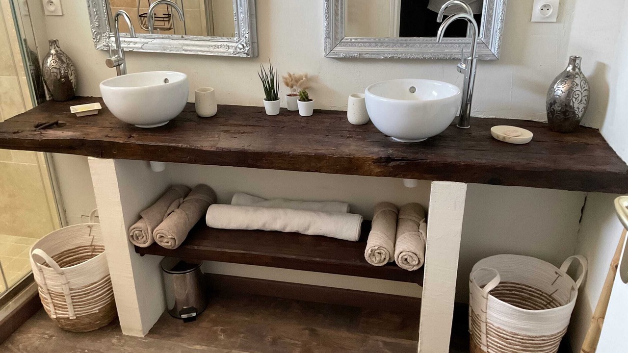 Photo of Bathroom in Bretteville-sur-Ay