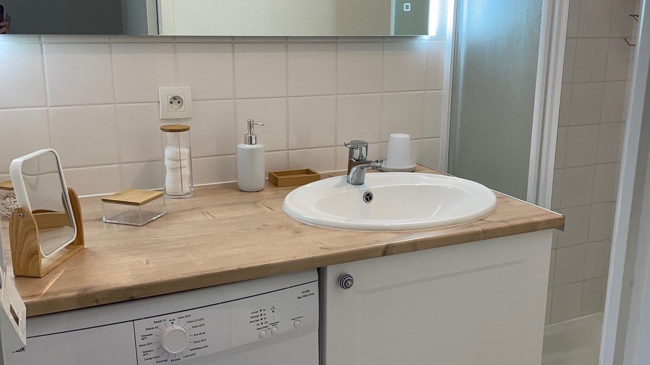 Photo of Bathroom in Saint-Pair-sur-Mer