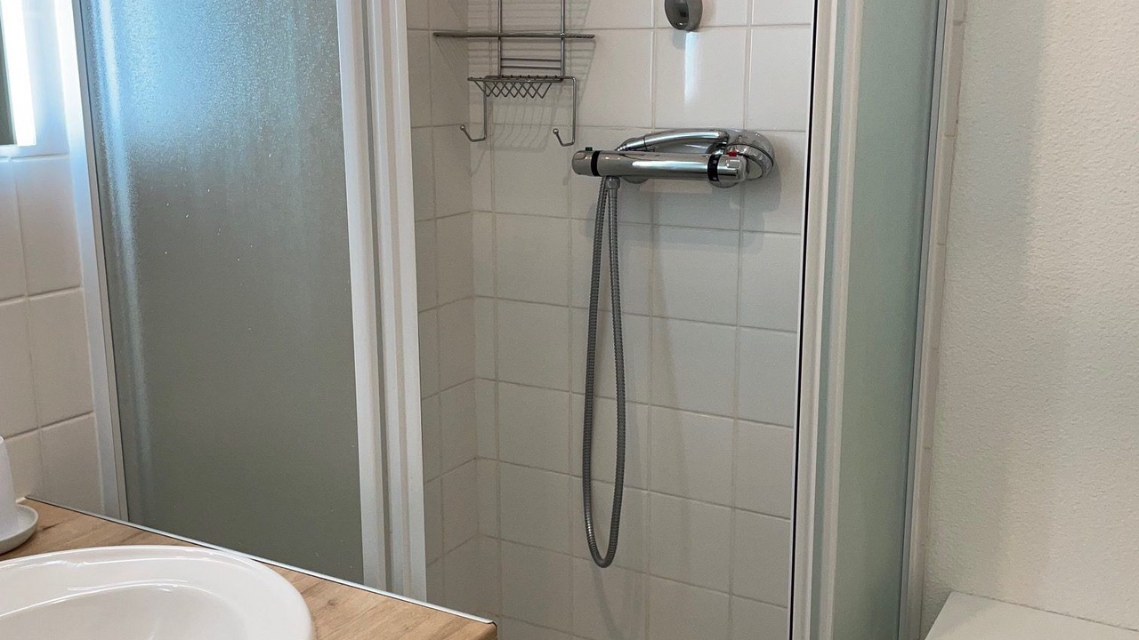 Photo of Bathroom in Saint-Pair-sur-Mer