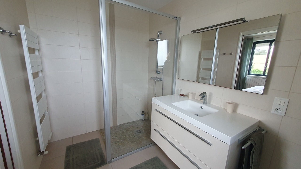 Photo of Bathroom in Audierne