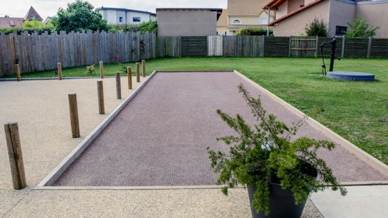 Photo of Outdoor in Change