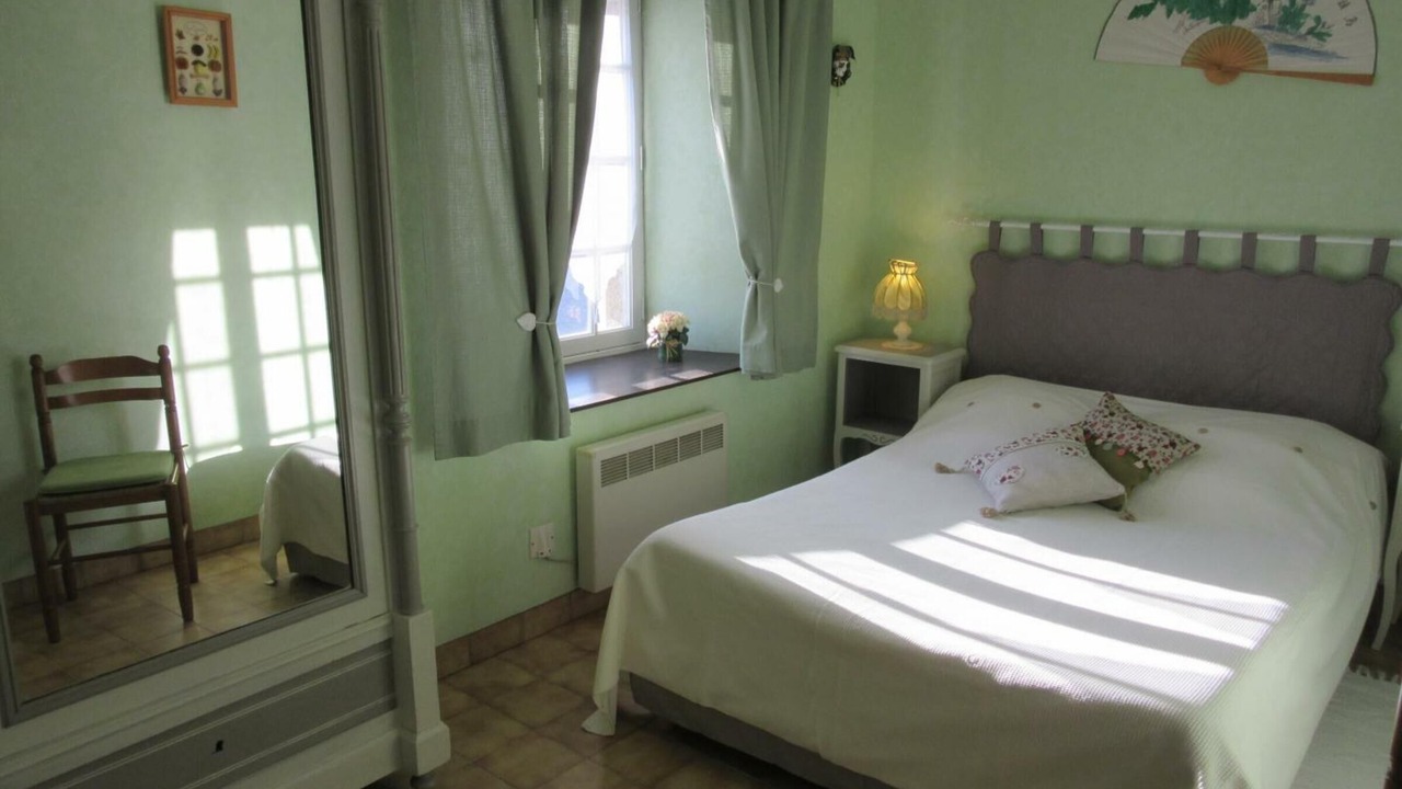 Photo of Bedroom in Tourville-sur-Sienne