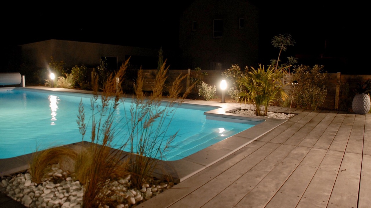 Photo of Outdoor in Commes
