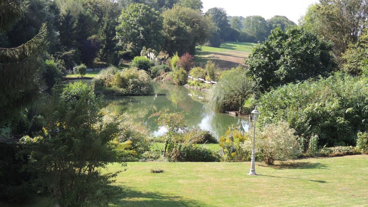 Photo of Outdoor in Les Authieux-du-Puits