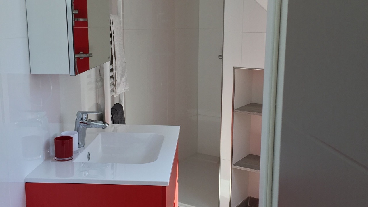 Photo of Bathroom in Le Tour-du-Parc