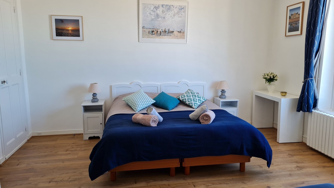 Photo of Bedroom in Trouville-sur-Mer