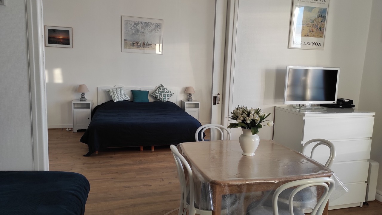 Photo of Bedroom in Trouville-sur-Mer