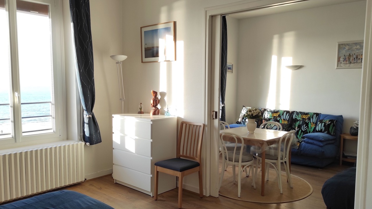 Photo of Bedroom in Trouville-sur-Mer