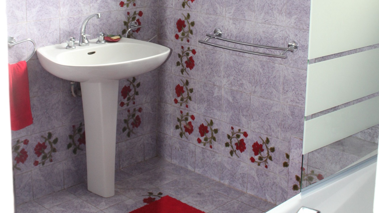 Photo of Bathroom in Dinard