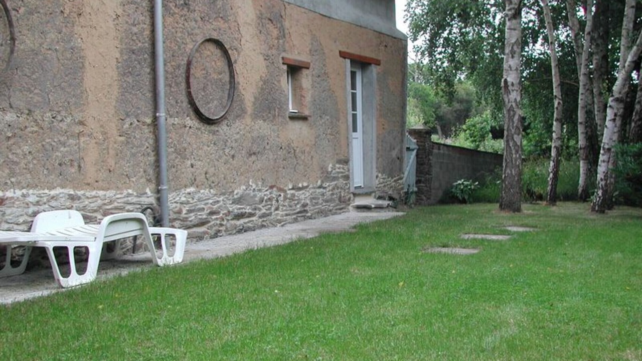 Photo of Patio Balcony in Saint-Jean-de-Savigny