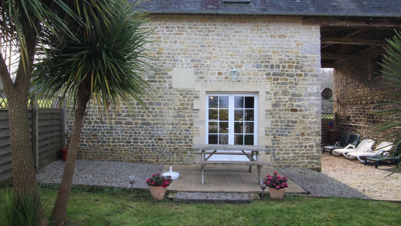Photo of Patio Balcony in Saint-Germain-de-Varreville