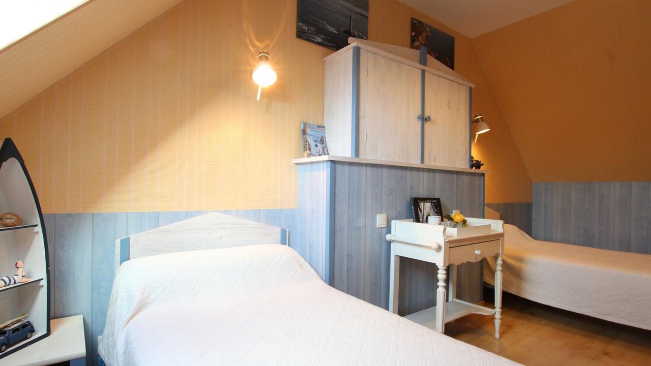 Photo of Bedroom in Theville