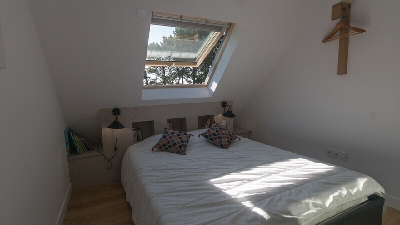 Photo of Bedroom in Le Palais