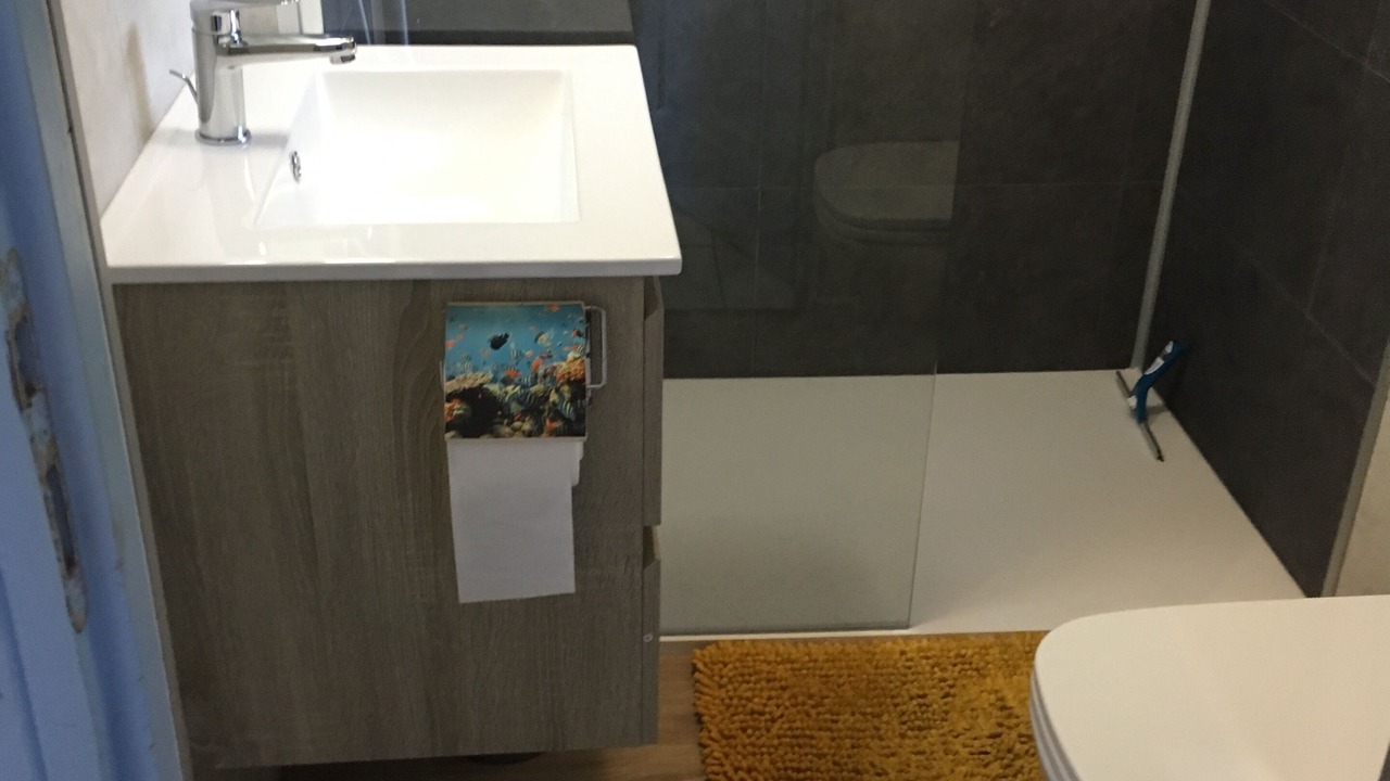 Photo of Bathroom in Barbatre