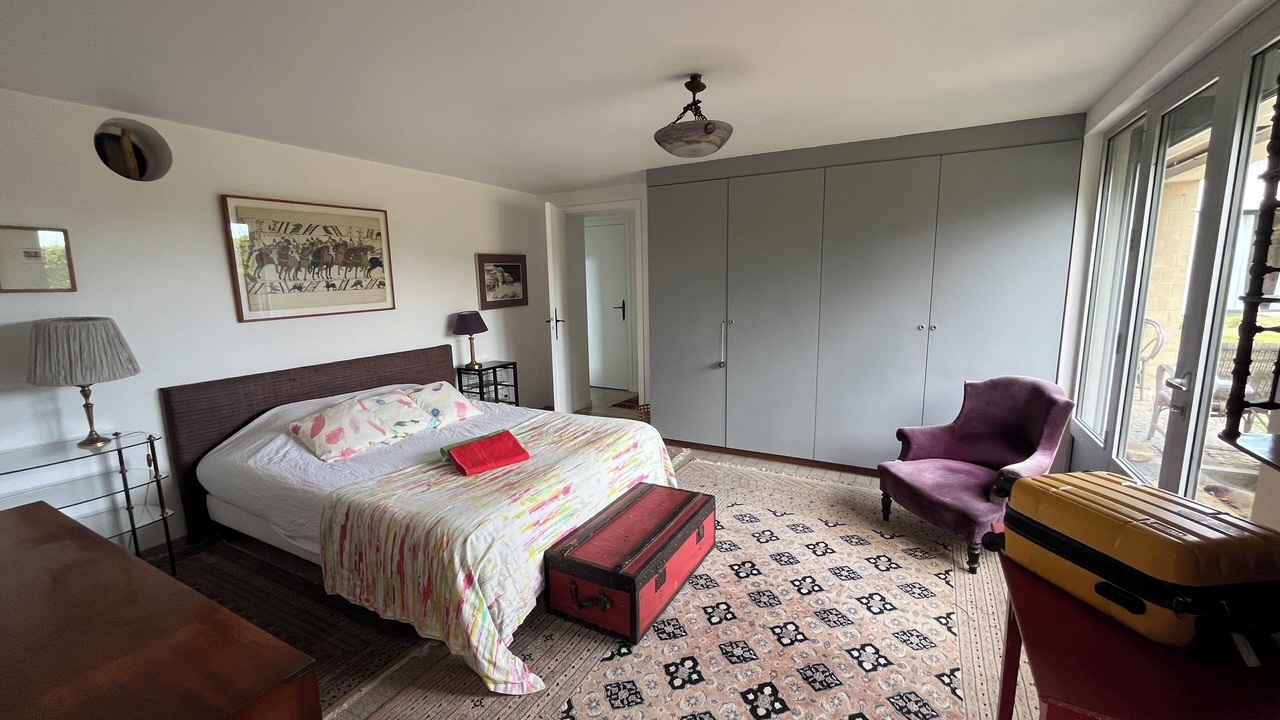 Photo of Bedroom in Commes