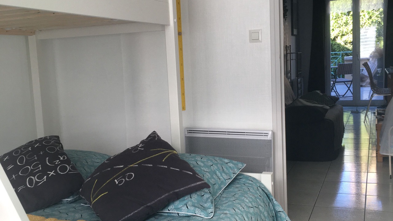 Photo of Bedroom in Saint-Servan