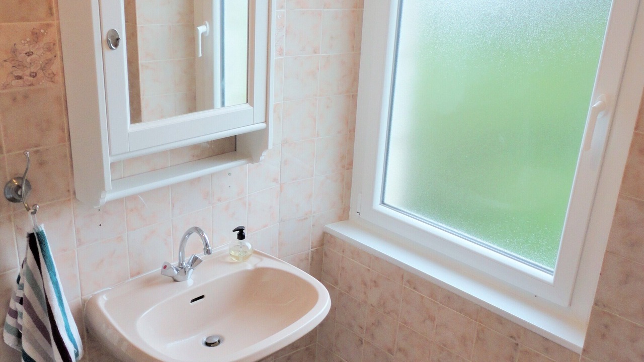 Photo of Bathroom in Tregunc
