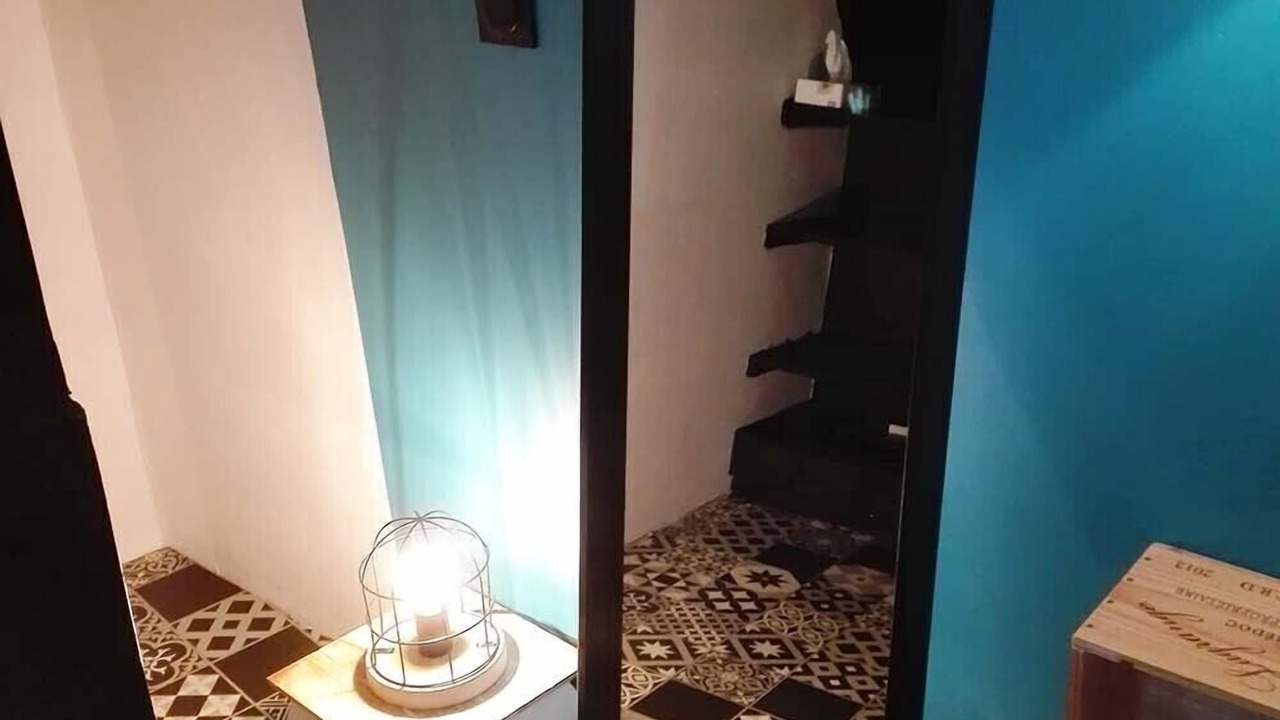 Photo of Others in Le Palais