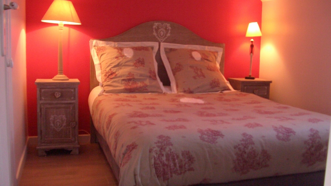 Photo of Bedroom in Saint-Suliac
