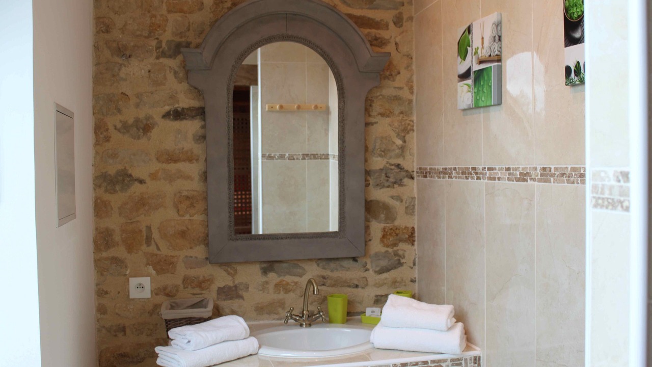 Photo of Bathroom in Amaye-sur-Orne