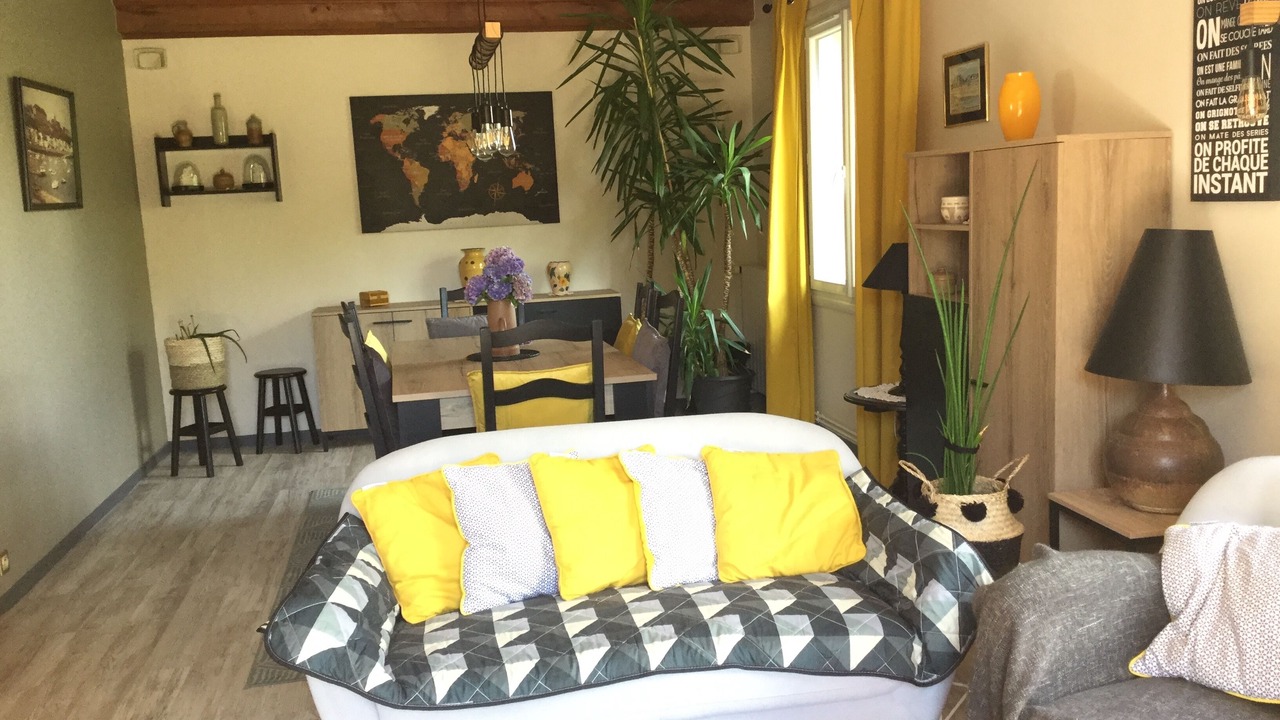 Photo of Livingroom in Anctoville-sur-Boscq